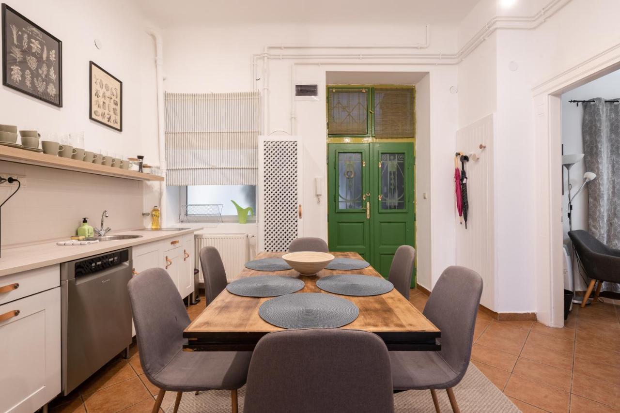 Gellert Mountain Apartment بودابست المظهر الخارجي الصورة